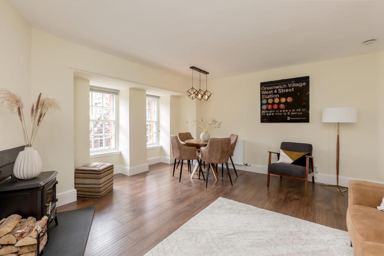 Guestready - Elegant 2Br Period Flat In Oldtown Apartamento Edimburgo Exterior foto